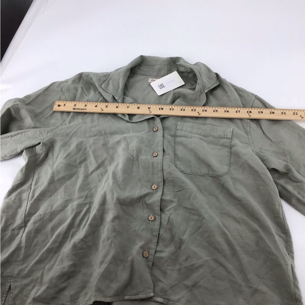 Fiorucci Casual‎ Gray Button Down Shirt - Picture 3 of 5